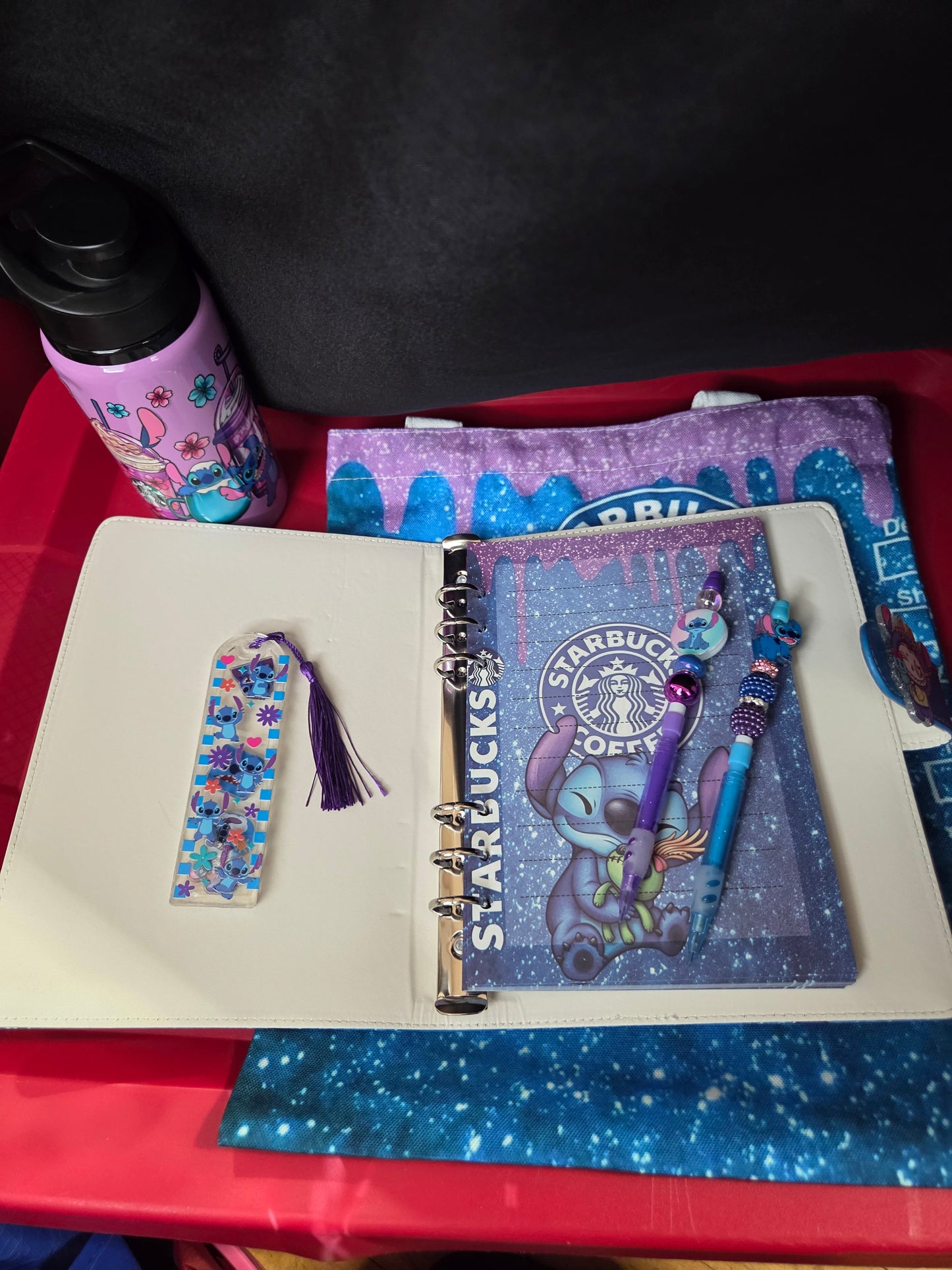 Blue guy Stationary set